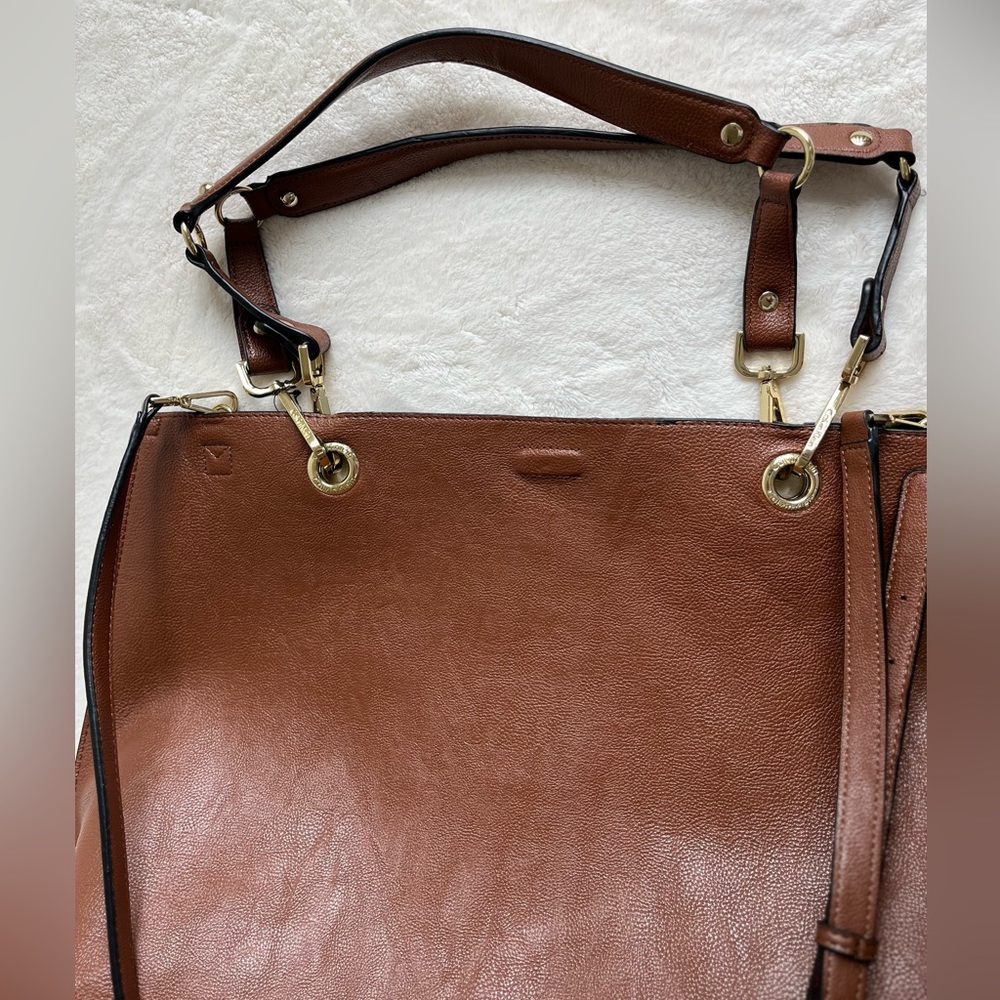 CK reversible tote with pouch shoulder & crossbody strap - Picture 5 of 12